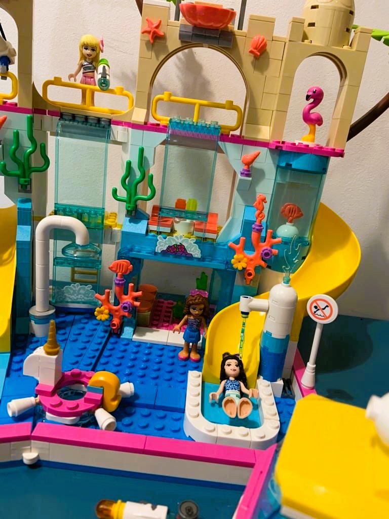 Parc aquatique plaisir d'été - LEGO FRiENDS