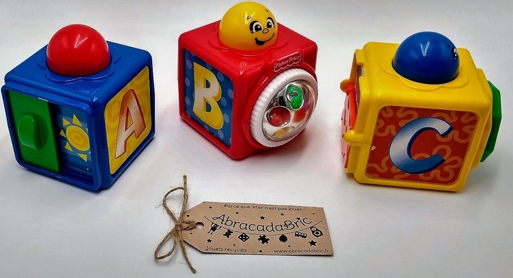 Cubes d'activités A B C- FiSHER PRiCE