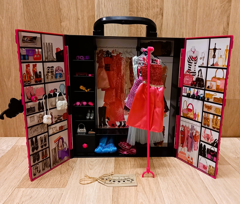 Dressing transportable et accesoires Barbie  - MATTEL  