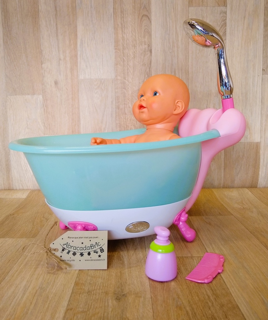 Poupon dans sa baignoire 35cm