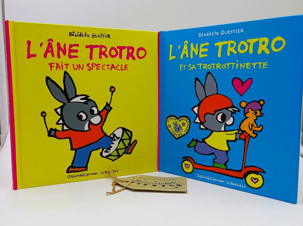 L'âne TroTro "fait un spectacle" & "et sa trotrottinette"  - GALLiMARD 