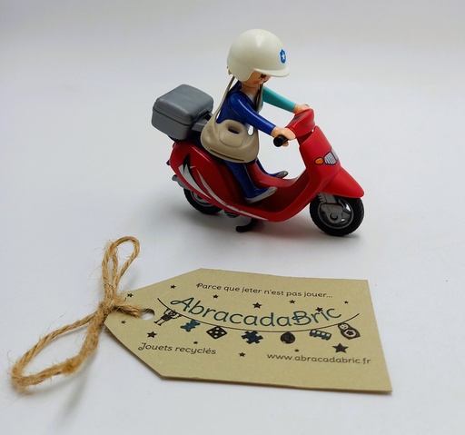 Vacancière en scooter - PLAYMOBiL 